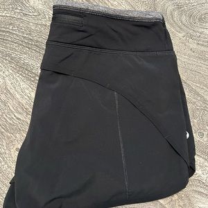 Lululemon Athletica Z4 Black Shorts - NEVER WORN